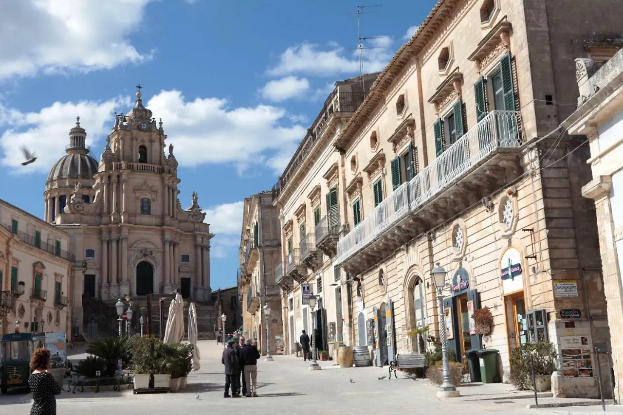 Il Quartino Di Palazzo Maggiore Ragusa 0*,